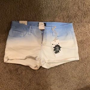 Cello Jean Shorts Size M NWT